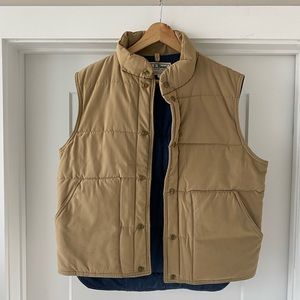 Vintage LL BEAN Freeport, Maine puffer vest. In flawless condition